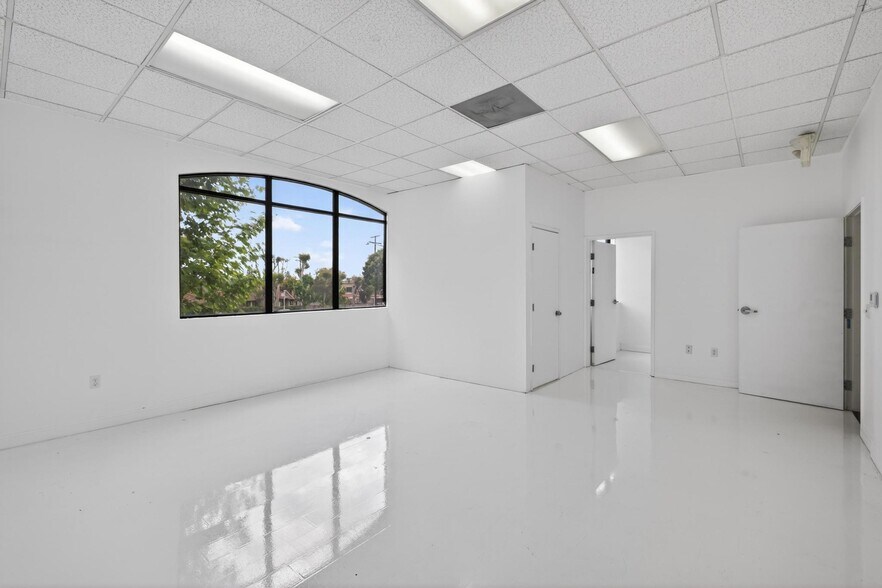 More Photos Of 4101 Rosemead Blvd, Pico Rivera Office For Lease