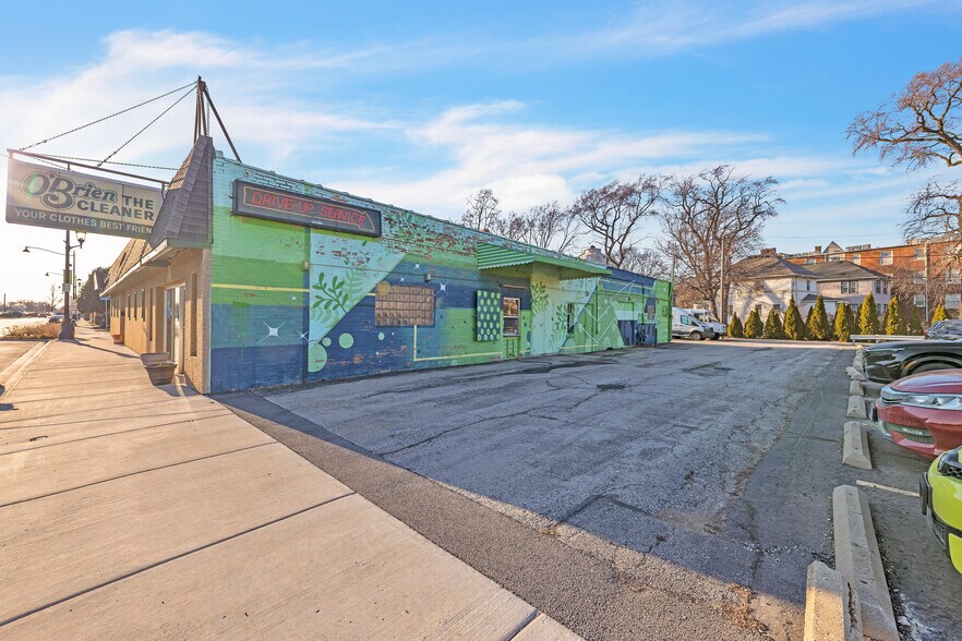 More Photos Of 6915 Stanley Ave, Berwyn Industrial For Sale