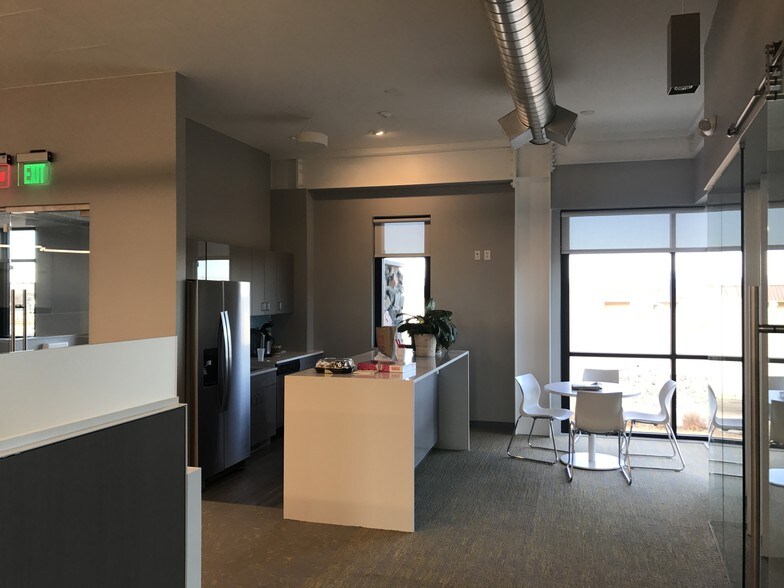 More Photos Of 1349 Water Valley Pky, Windsor Office For Lease