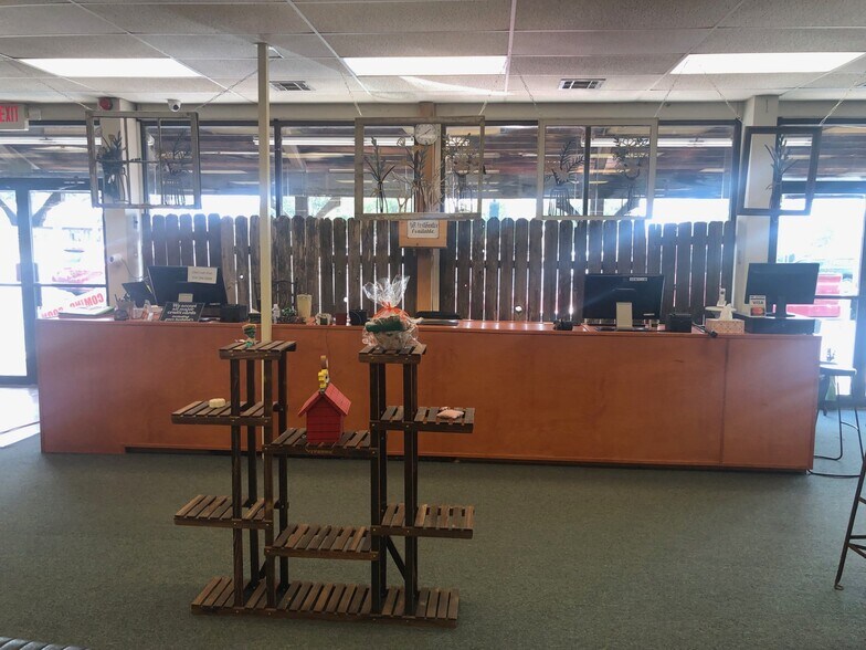 More Photos Of 4533 Waco Drive Dr, Waco Storefront For Sale