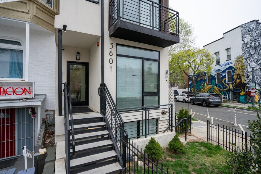 More Photos Of 3601 14th St NW, Washington Apartments For Sale