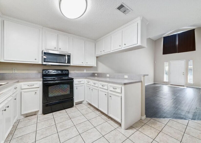 More Photos Of 100 Westpark Dr, Conroe Apartments For Sale