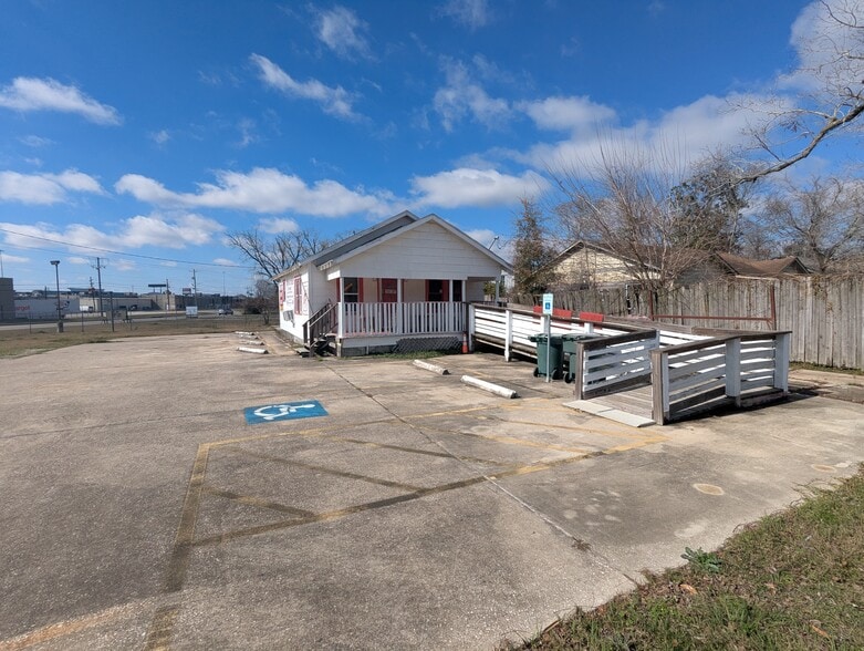 More Photos Of 5710 Concord Rd, Beaumont Auto Dealership For Sale