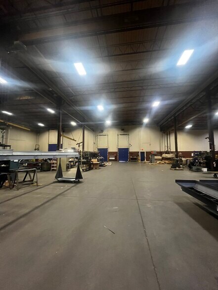 More Photos Of 10303 N Baehr Rd, Mequon Manufacturing For Sale