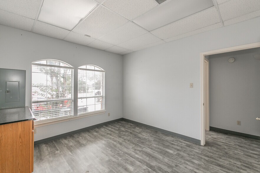 More Photos Of 2014 Justin Rd, Highland Village Medical For Lease