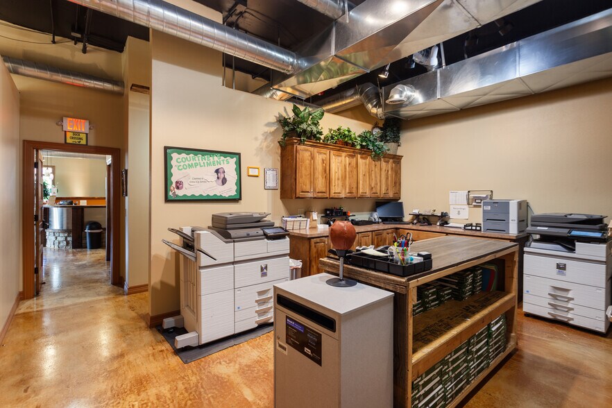 More Photos Of 714 st highway 248, Branson Medical For Sale
