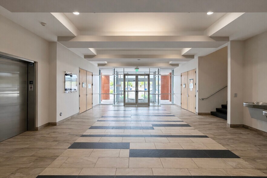 More Photos Of 9445 Fairway View Pl, Rancho Cucamonga Office For Lease