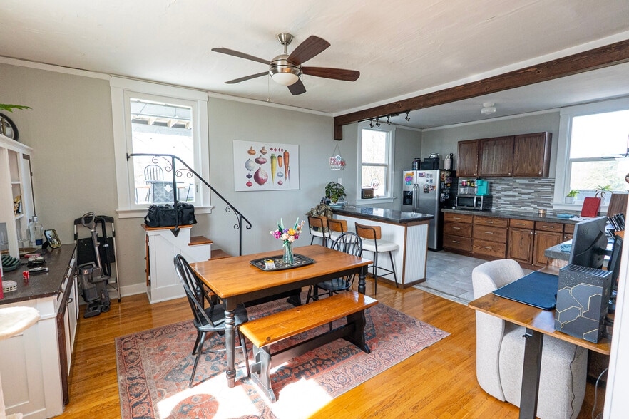 More Photos Of , Tacoma Multifamily For Sale