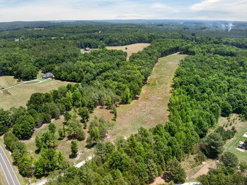 More Photos Of 11202 Rougemont Rd, Bahama Land For Sale