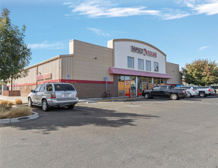 More Photos Of 398 W 16th St, Merced Freestanding For Sale