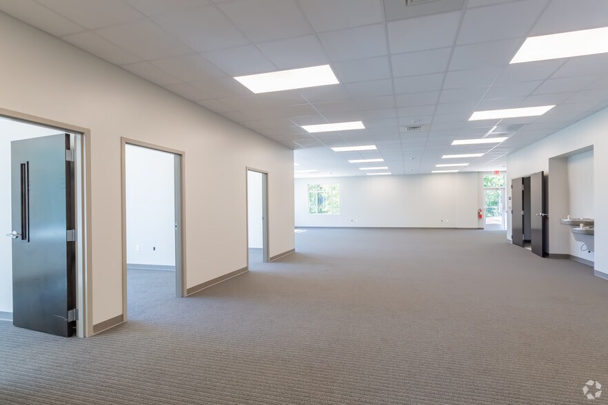 More Photos Of 2041 Energy Dr, Apex Unknown For Sale