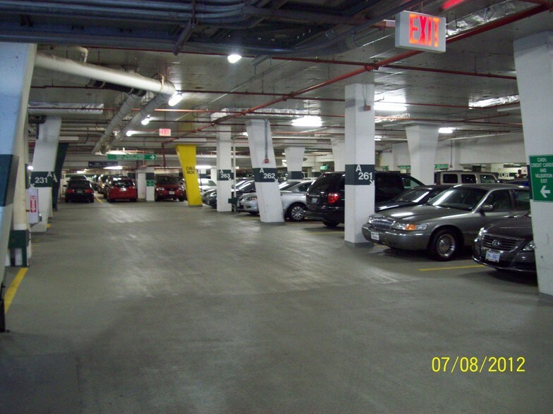 More Photos Of 1110 N Glebe Rd, Arlington Office For Lease