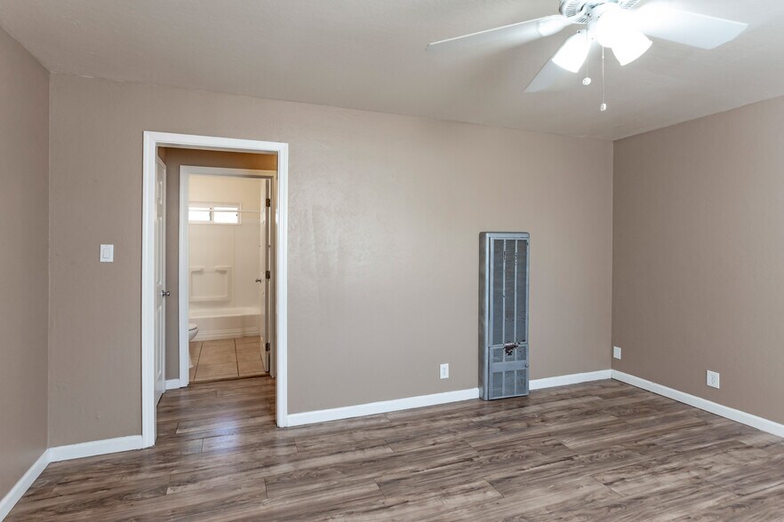 More Photos Of 2136 Main St, Santa Clara Apartments For Sale