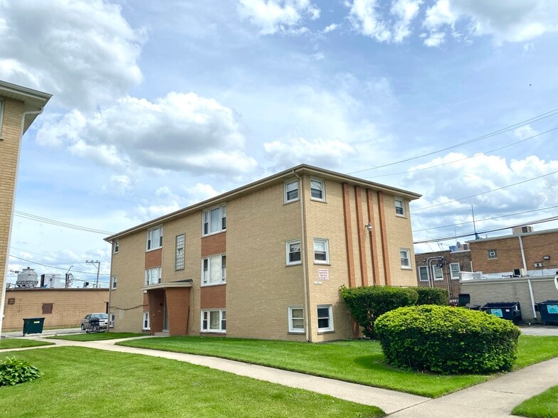 More Photos Of , Midlothian Multifamily For Sale