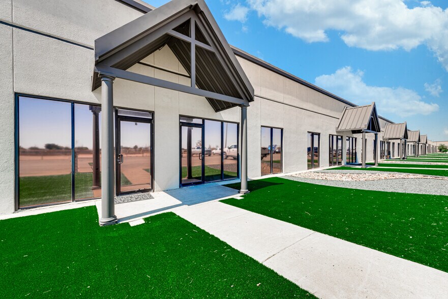 Primary Photo Of 5023-5025 Princeton Ave, Midland Loft Creative Space For Lease