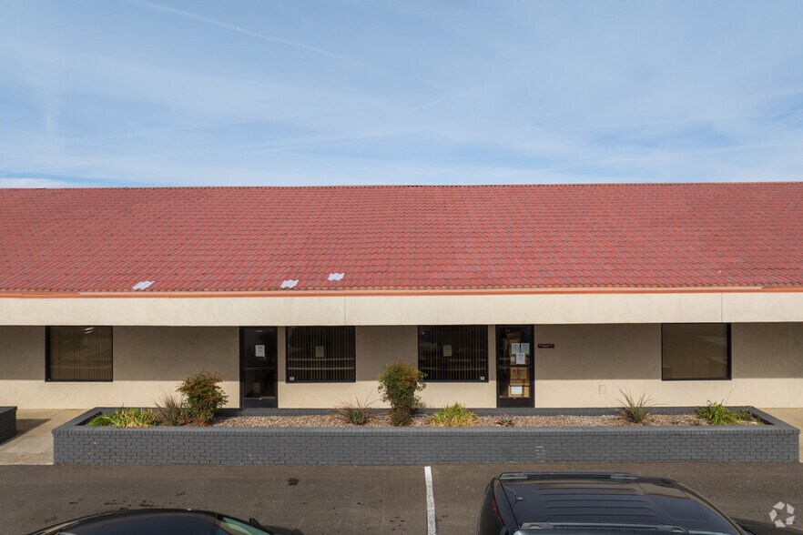 More Photos Of 17450 Main St, Hesperia Medical For Lease