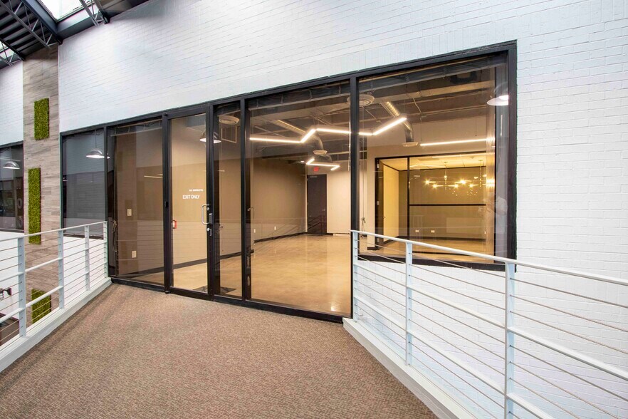 More Photos Of 5757 Woodway Dr, Houston Unknown For Lease