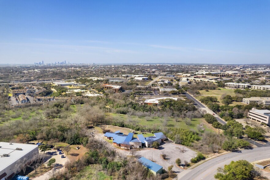 More Photos Of 8334 Cross Park Dr, Austin Medical For Sale
