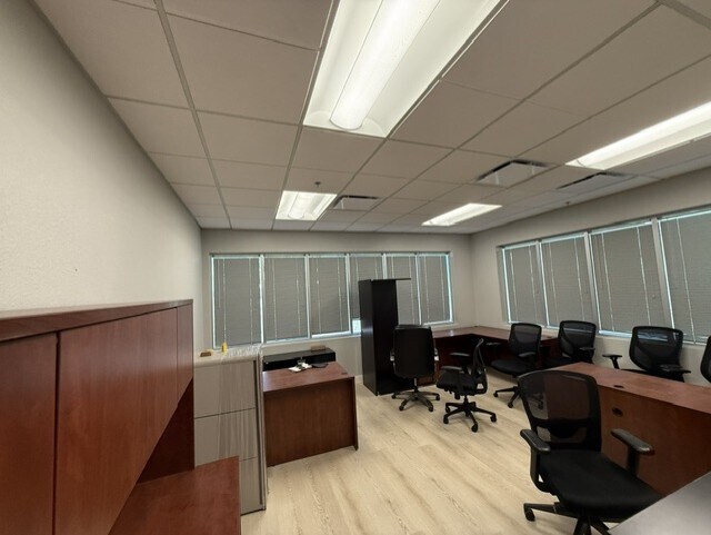 More Photos Of 900 Grier Dr, Las Vegas Office For Lease