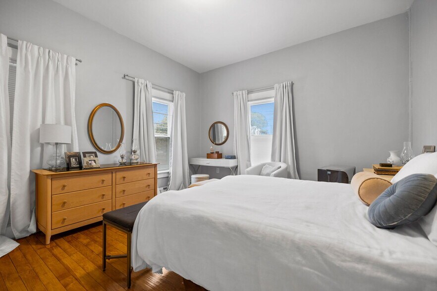 More Photos Of 33 Clinton St, Framingham Apartments For Sale