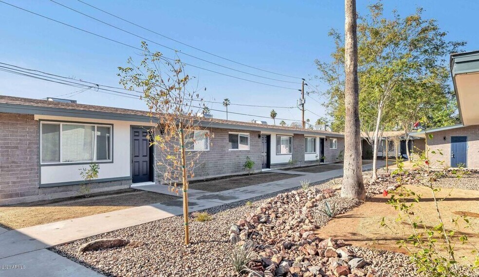 More Photos Of 6725 E Earll Dr, Scottsdale Apartments For Sale