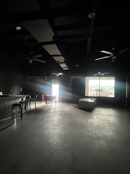 More Photos Of 2400 Fm 2920 Rd, Spring Unknown For Lease