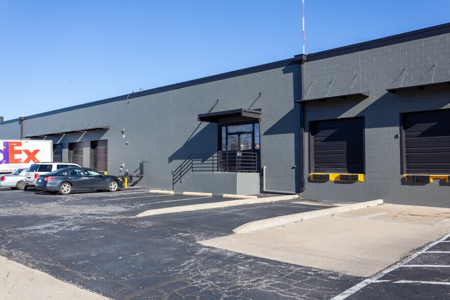 More Photos Of 3155-3175 Terrace St, Kansas City Warehouse For Lease