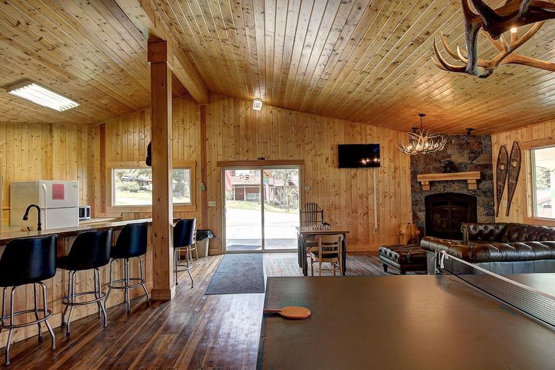 More Photos Of 23113 Rollins Lakeshore Dr, Rollins General Retail For Sale