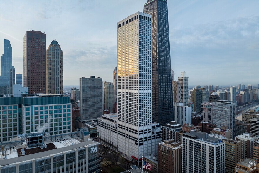 More Photos Of 845 N Michigan Ave, Chicago General Retail For Lease