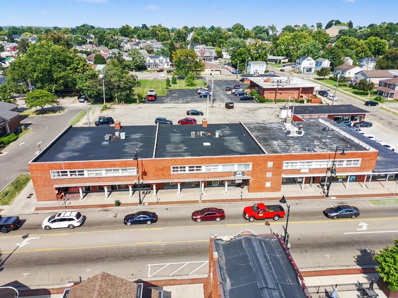 More Photos Of 516-528 Main St, Hamilton Office For Sale