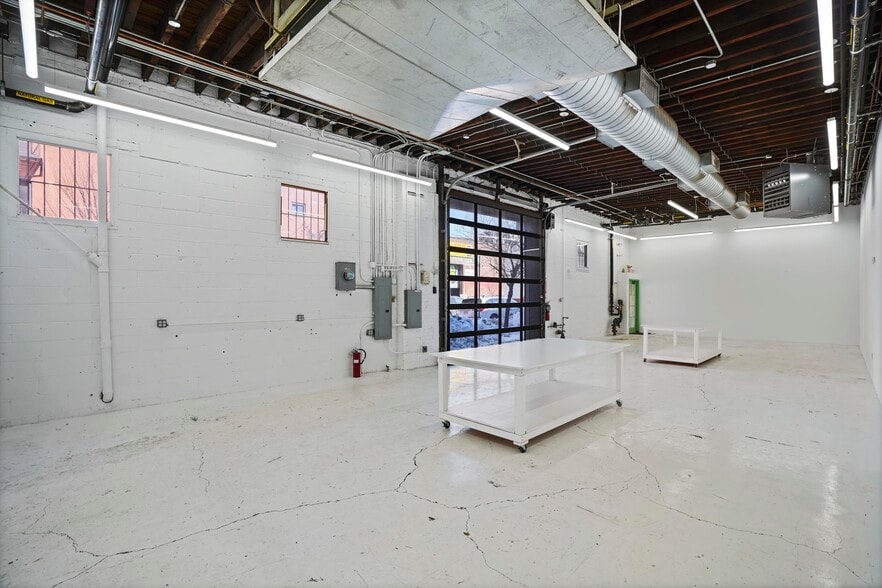 More Photos Of 219 Van Brunt St, Brooklyn Auto Repair For Sale