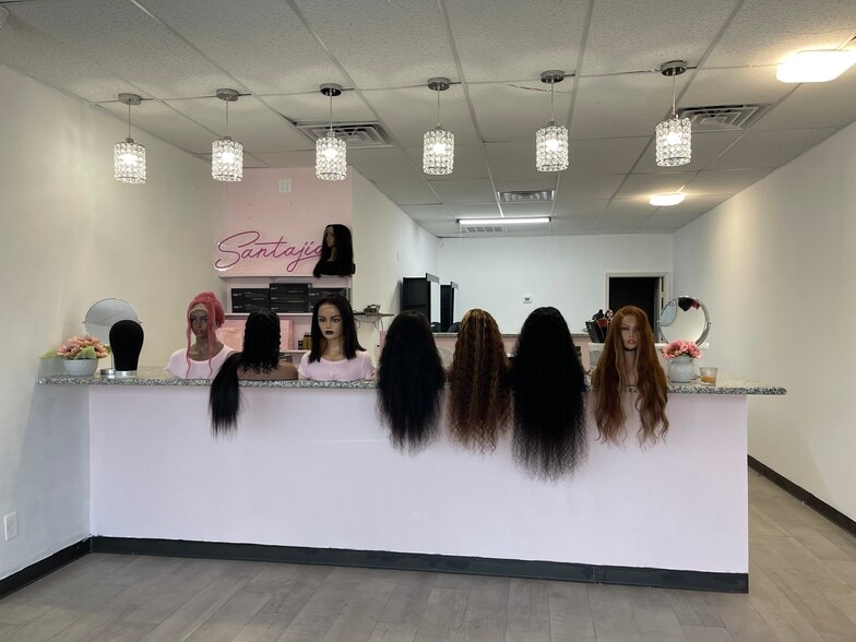 More Photos Of 5808-5812 Cullen Blvd, Houston Freestanding For Sale