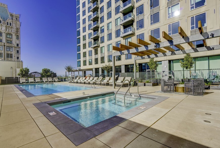 More Photos Of 1640 Broadway, Oakland Apartments For Lease