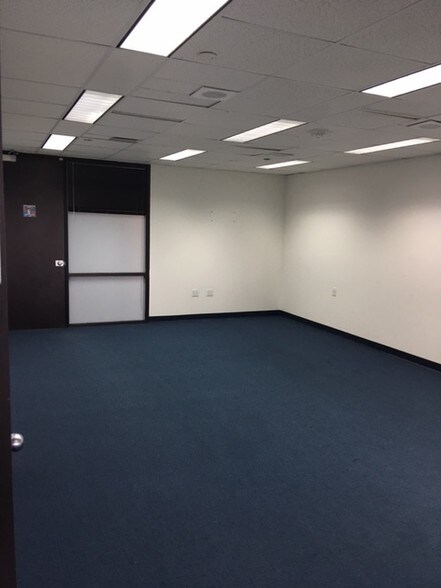 More Photos Of 6355 NW 36th St, Miami Loft Creative Space For Lease