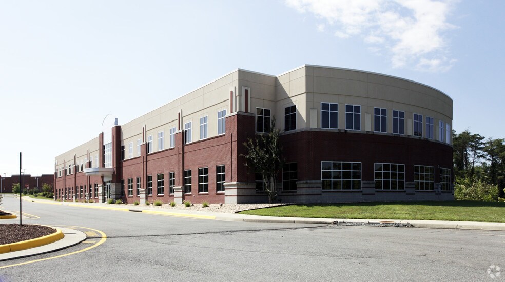 More Photos Of 39 Tech Pky, Stafford Office For Lease