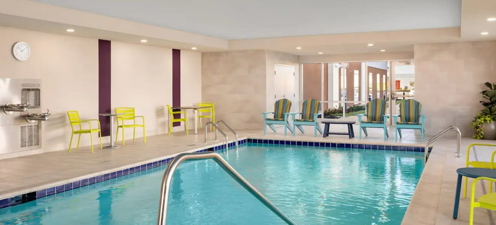 More Photos Of 1005 Landmark Blvd, Tupelo Hotel For Sale