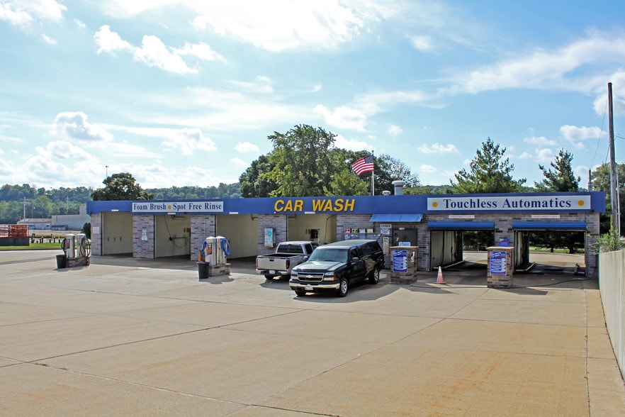More Photos Of 1986 E Washington St, East Peoria Carwash For Sale