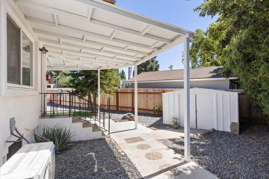 More Photos Of 5590 Shasta Ln, La Mesa Apartments For Sale