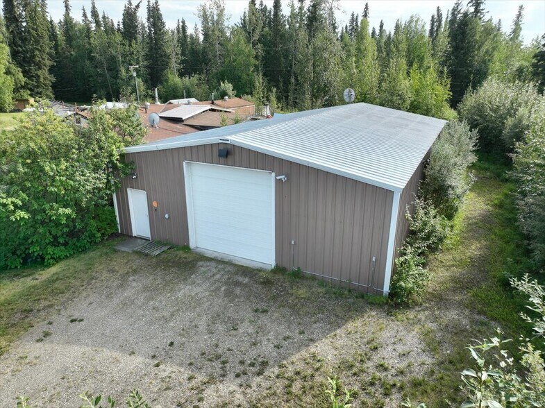 More Photos Of 3427 Old Richardson Hwy, North Pole Warehouse For Sale