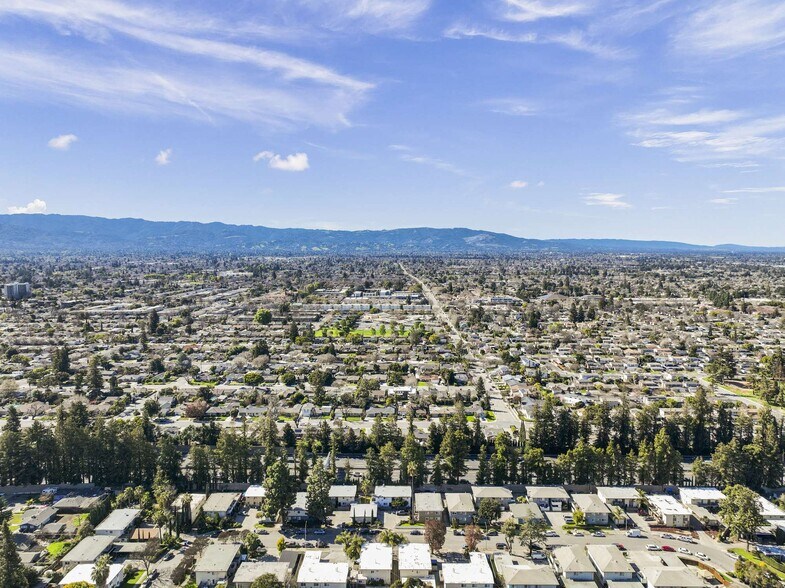 More Photos Of 935 Ravenscourt ave, Campbell Apartments For Sale