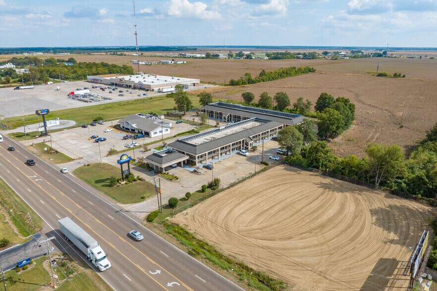 More Photos Of 2701 Highway 82 E, Greenville Hotel For Sale