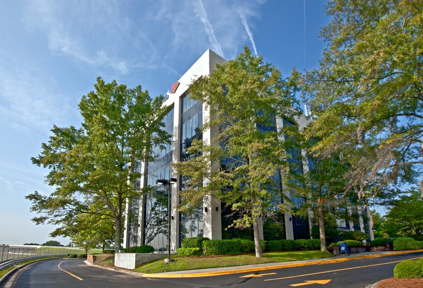 More Photos Of 5900 Core Rd, North Charleston Medical For Lease