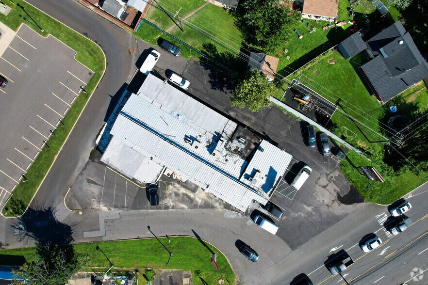 4034 Veterans Hwy, Levittown, PA 19056 Retail For Lease