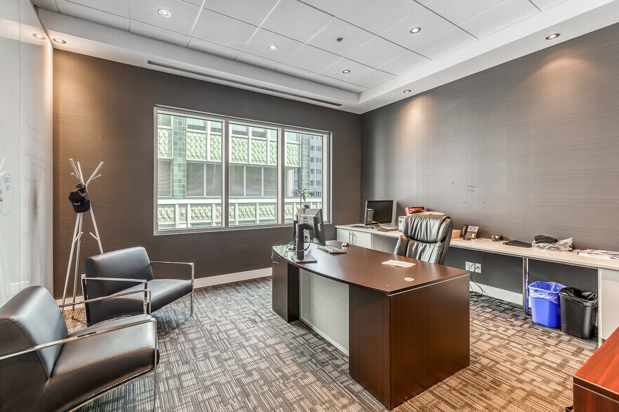 More Photos Of 718 8th Ave SW, Calgary Office For Sale