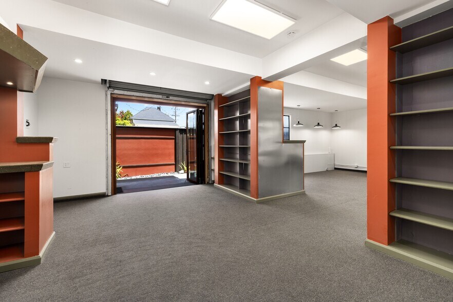 More Photos Of 5500 Doyle St, Emeryville Office For Sale
