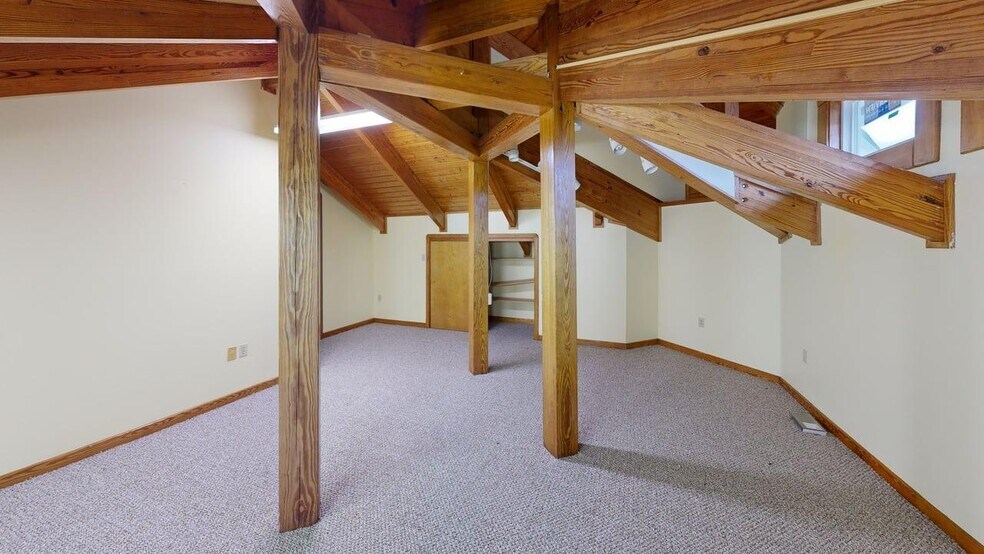 More Photos Of 3608 N Croatan Hwy, Kitty Hawk Office For Lease