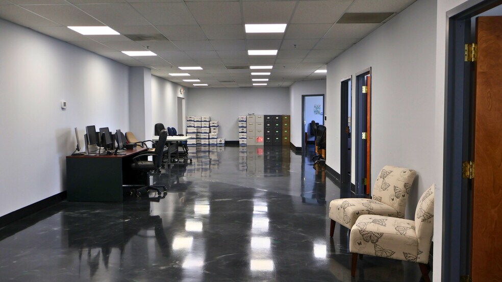 More Photos Of 6405 Flank Dr, Harrisburg Office For Sale