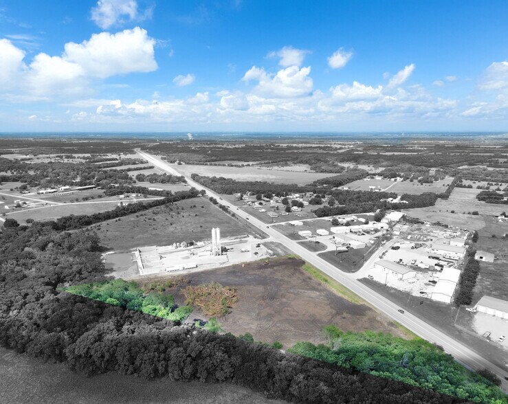 More Photos Of State Highway 121, Trenton Warehouse For Lease