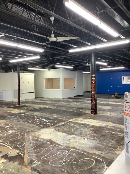 More Photos Of 19 Willow St, Natick Office For Lease