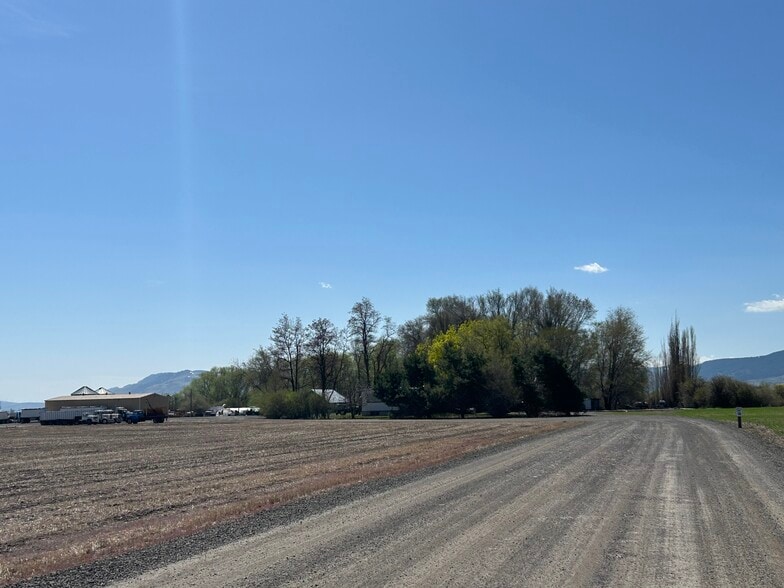 More Photos Of 63444 Highway 237, La Grande Land For Sale